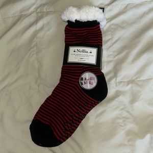 Women’s Plush Sherpa Slipper Socks